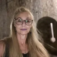 Elizabeth Kovan, Tickets&Tours Expert